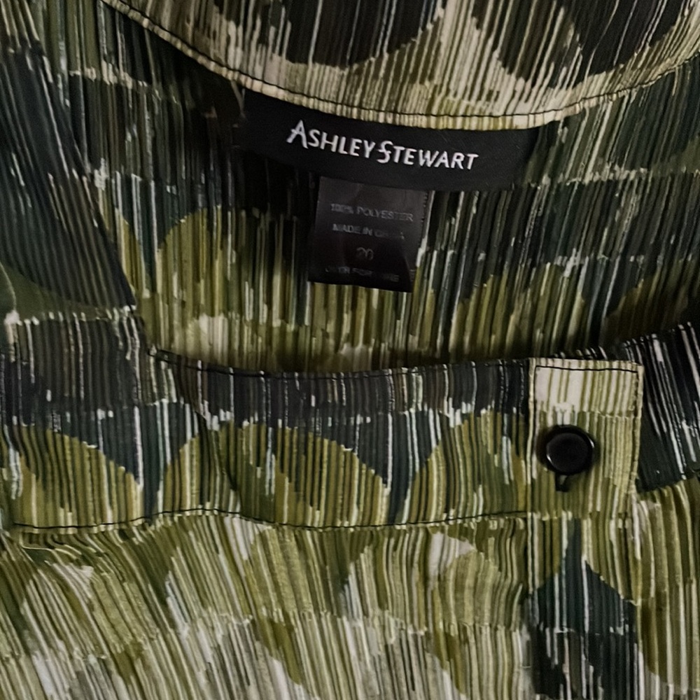 Blouse - Picture 3 of 4